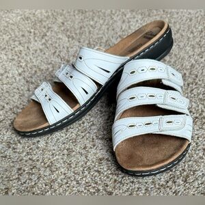 Clarks Collection Soft Cushion White Sandal Slip Ons - Size 9.5